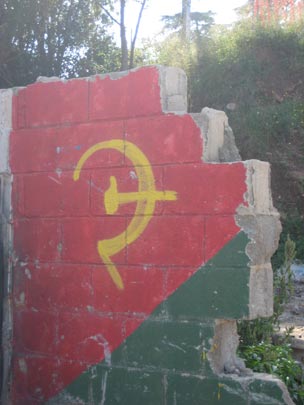  MIQUI PUIG _ walls come tumbling down. the style council 